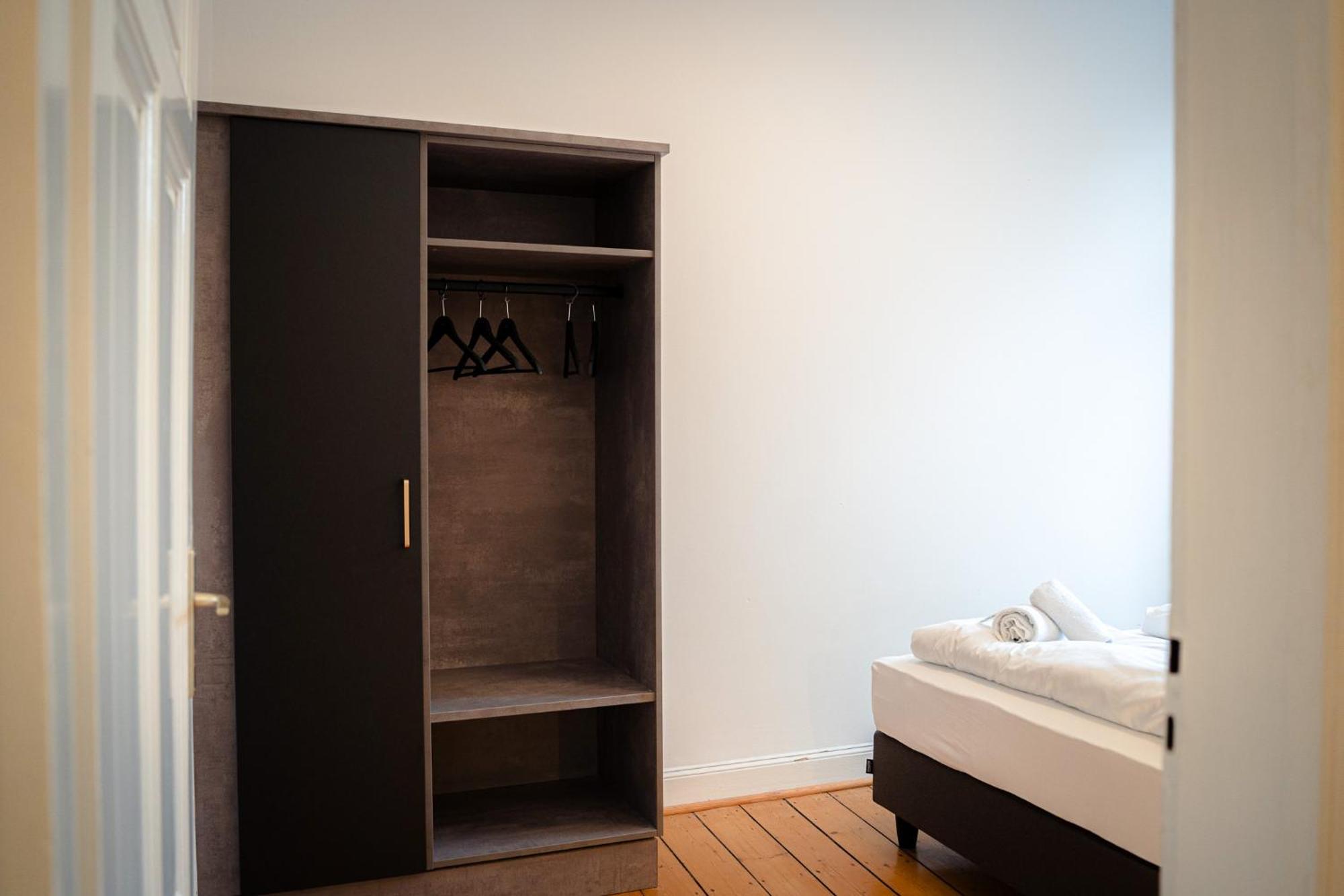 Moderne Apartments City Stadtnah -Junik Apartments Duisburg Room photo